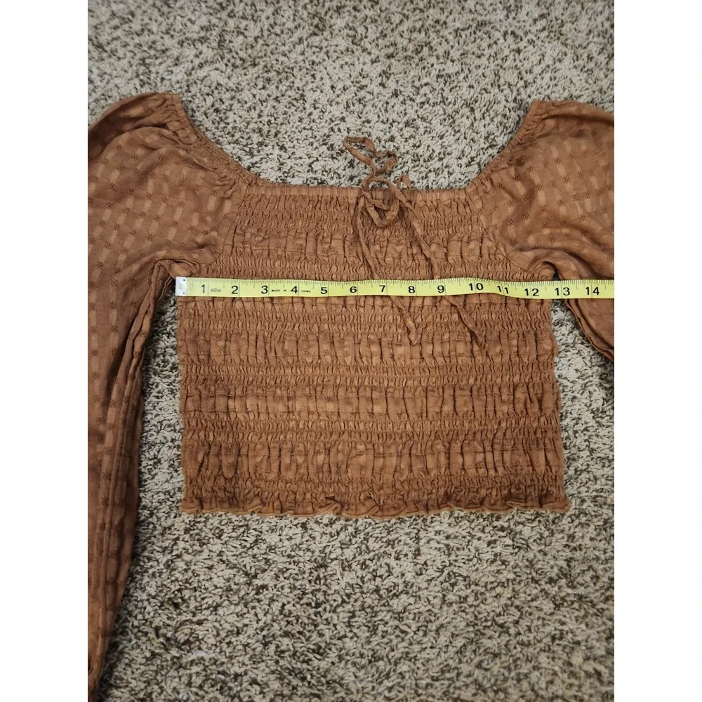 American Eagle Smocked Crop‎ Top Brown Long Sleeve Dobby Blouse Small S/P/CH - Picture 6 of 8